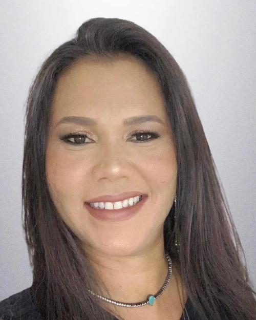 Viviany Lúcia Fernandes dos Santos